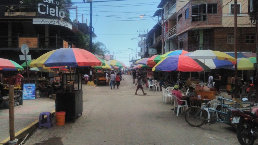 Av. Principal del Tigrillo, Montanita, Ecuador