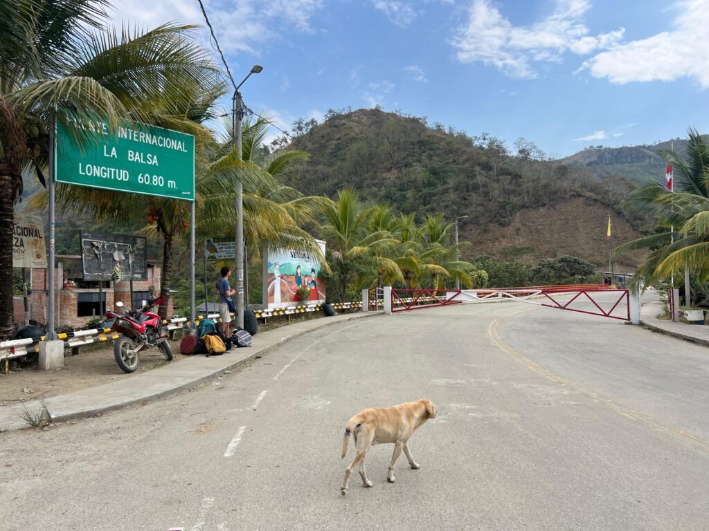 La Balsa border crossing between Ecuador and Peru