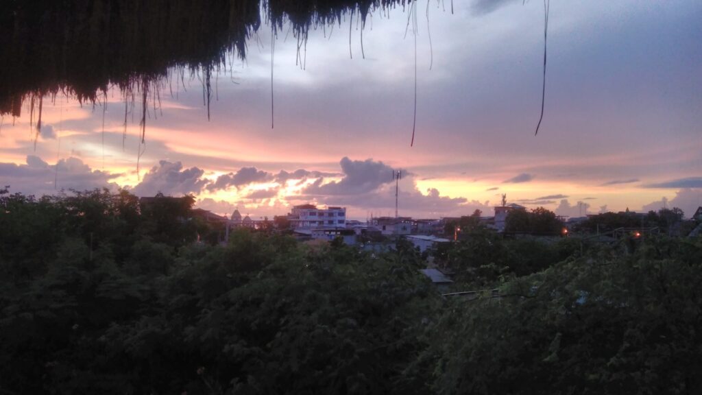 Montanita view from Kiwi hostel during sunset