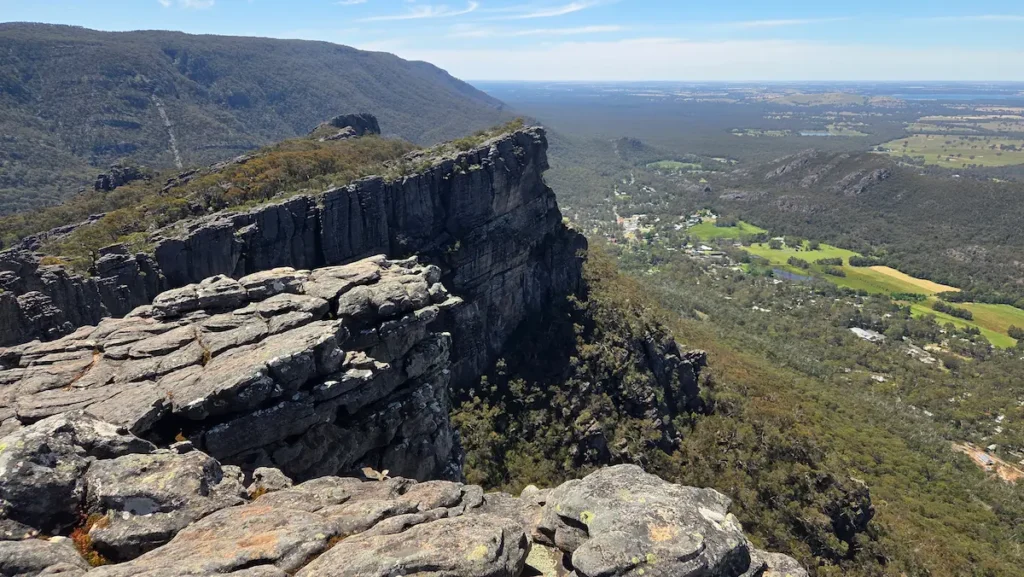View from the Pinnacle Lookout, a famous hiking track in the Grampians, 2025